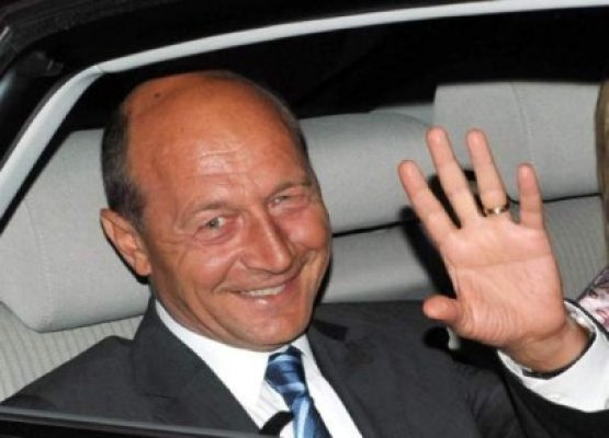 Trăian Băsescu s-a întors la Cotroceni, după 52 de zile de suspendare